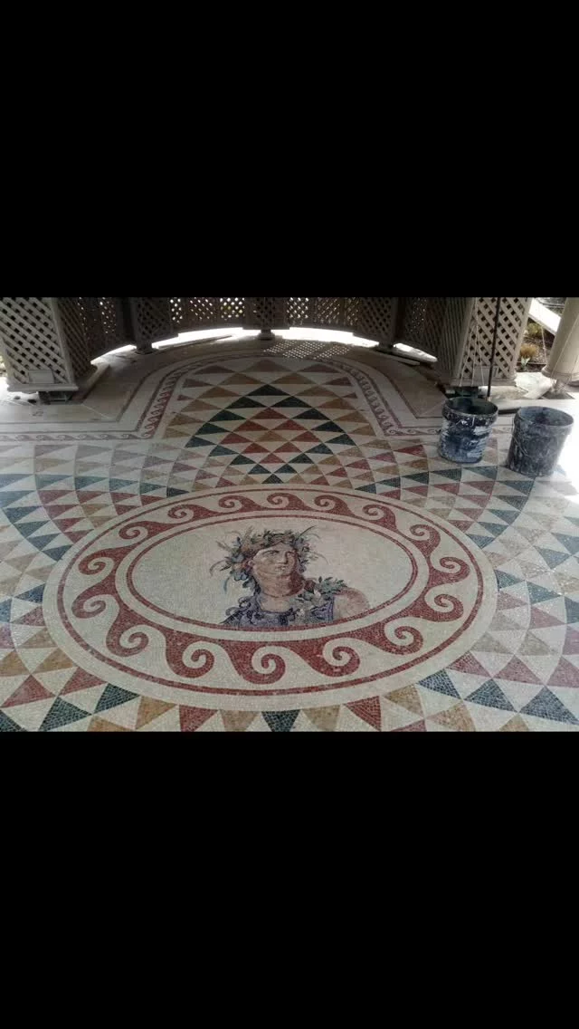 #madeinitaly #custommosaic #mosaic #mosaicoartigianale #pavimentoinmosaico #mosaicfloor #mosaicfloors #mosaicart